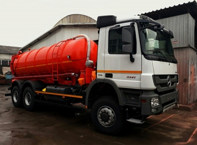 Вакуумний автомобіль КО-503-В-56